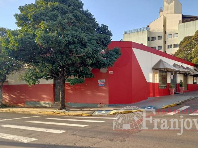 #2732 - Salão Comercial para Locação em Arapongas - PR - 2