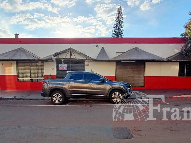 #2732 - Salão Comercial para Locação em Arapongas - PR - 1
