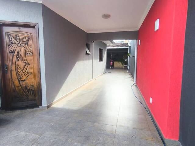 #2751 - Casa para Venda em Arapongas - PR