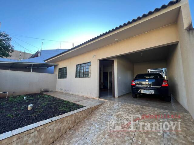 #2780 - Casa para Venda em Arapongas - PR - 3