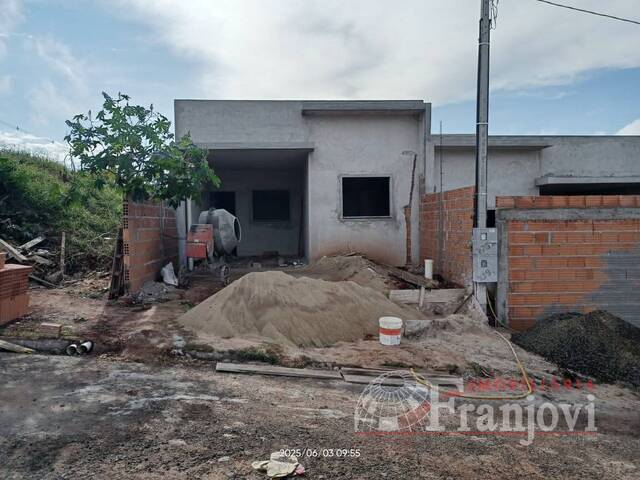 #2790 - Casa para Locação em Arapongas - PR - 1