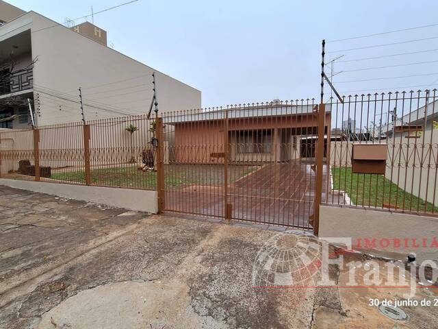 #2814 - Casa para Locação em Arapongas - PR - 1