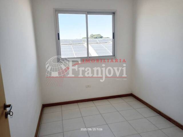 Apartamento para Locação em Arapongas - 4