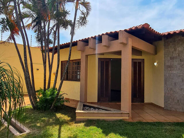 #2854 - Casa para Venda em Arapongas - PR - 3