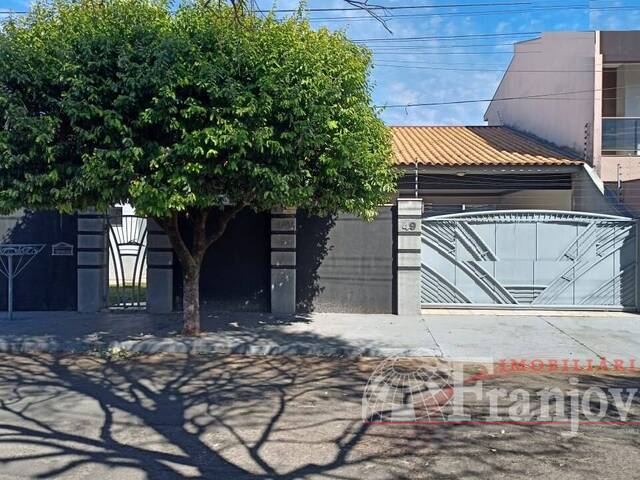 #2860 - Casa para Locação em Arapongas - PR - 1