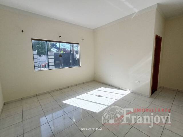 #2860 - Casa para Locação em Arapongas - PR - 2