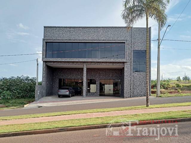 #2861 - Salão Comercial para Locação em Arapongas - PR - 1