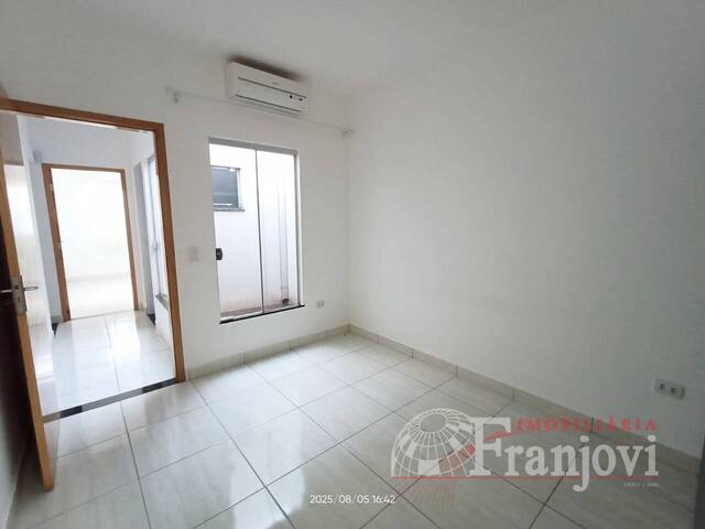 #2863 - Casa para Locação em Arapongas - PR - 2