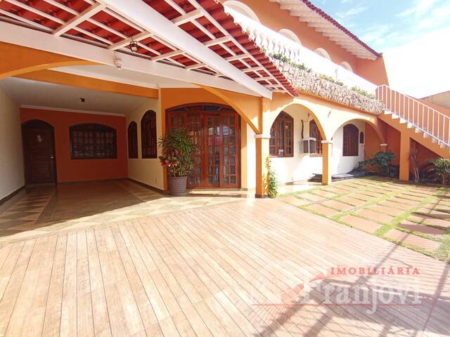 #2868 - Casa para Venda em Arapongas - PR - 2
