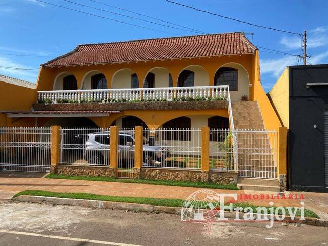 #2868 - Casa para Venda em Arapongas - PR - 1