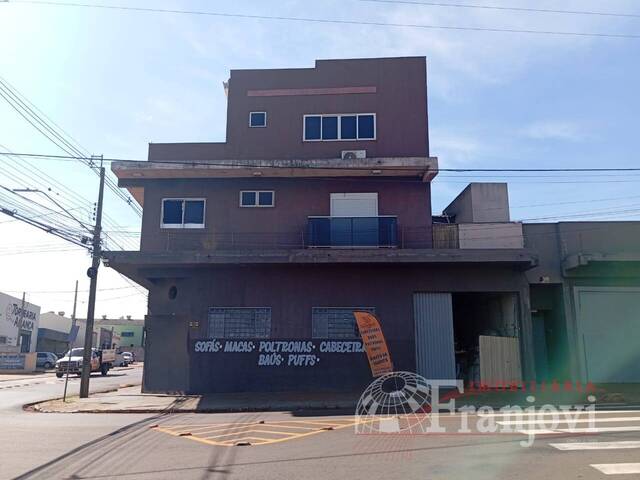#2877 - Apartamento para Locação em Arapongas - PR - 2