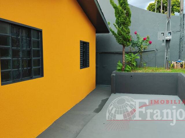 #2887 - Casa para Venda em Arapongas - PR - 3