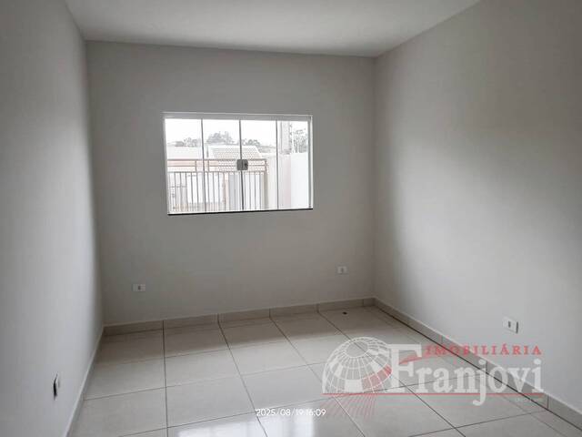 #2889 - Casa para Locação em Arapongas - PR - 2