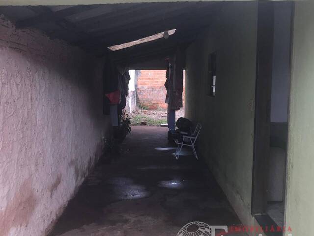 #2902 - Casa para Venda em Arapongas - PR - 3
