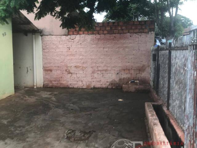 #2902 - Casa para Venda em Arapongas - PR - 2