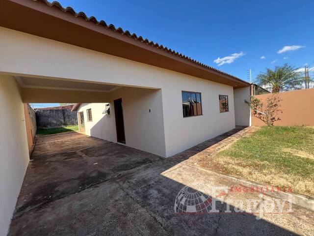 #2903 - Casa para Venda em Arapongas - PR - 3