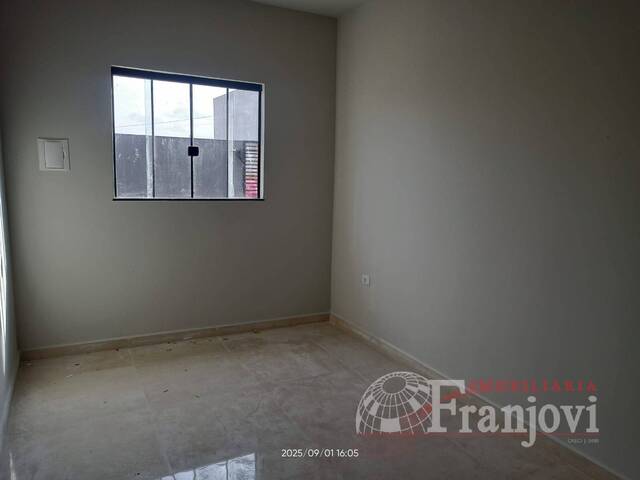 #2865 - Casa para Locação em Arapongas - PR - 2