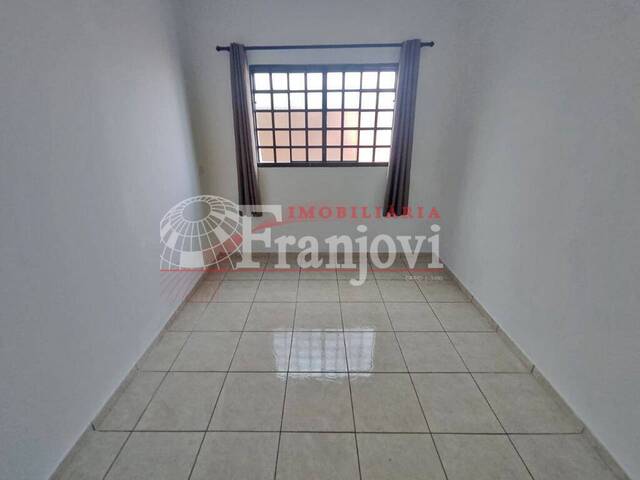 #2773 - Casa para Locação em Arapongas - PR - 3