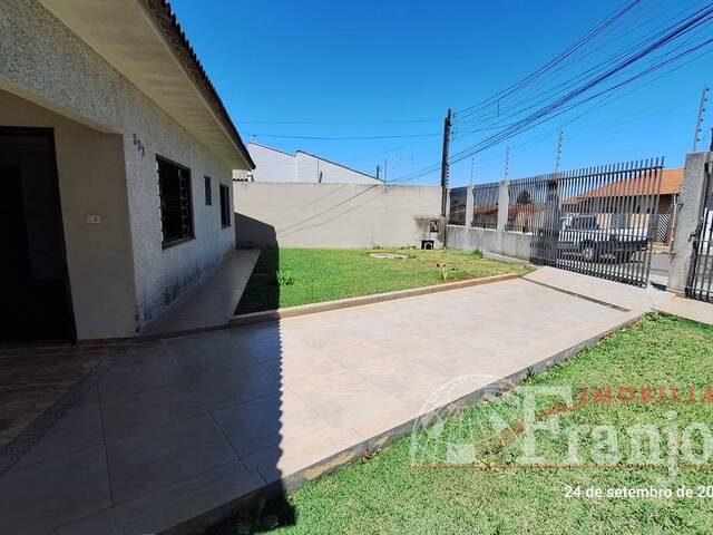 #2950 - Casa para Locação em Arapongas - PR - 3