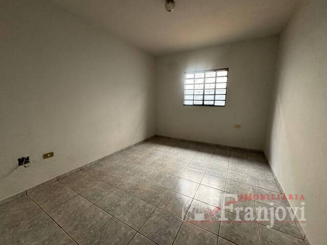 #2951 - Casa para Locação em Arapongas - PR - 3