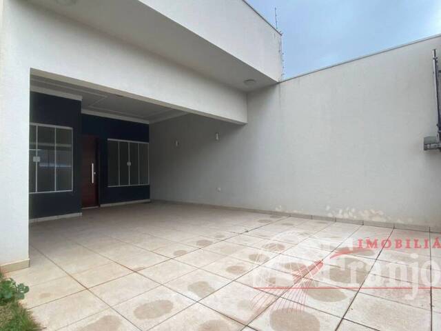 #2957 - Casa para Venda em Arapongas - PR - 3