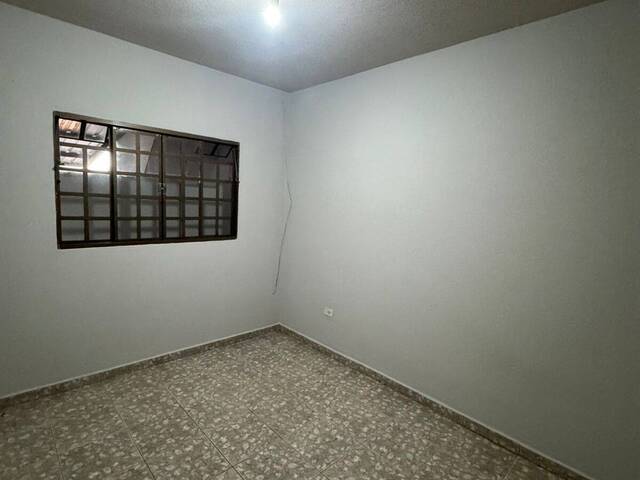 #2958 - Apartamento para Locação em Arapongas - PR - 2