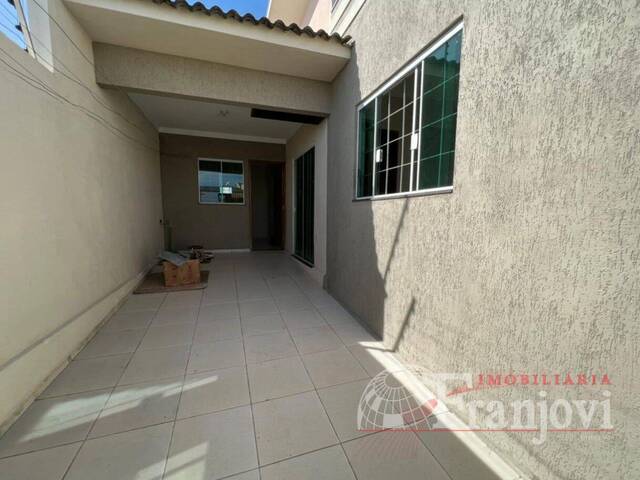 #2962 - Casa para Venda em Arapongas - PR - 3
