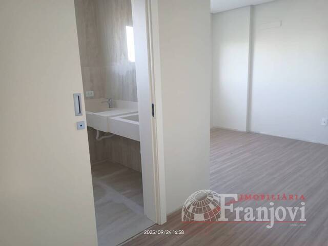 #2970 - Apartamento para Locação em Arapongas - PR - 3