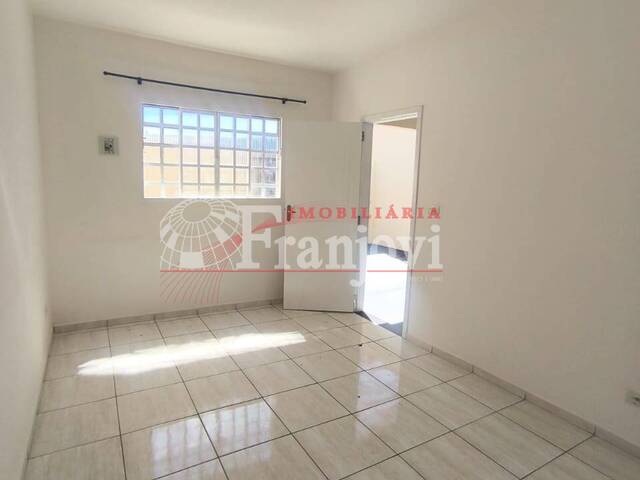 #2998 - Casa para Venda em Arapongas - PR - 2