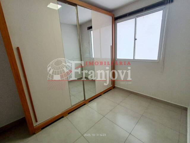 #2952 - Apartamento para Locação em Arapongas - PR - 3