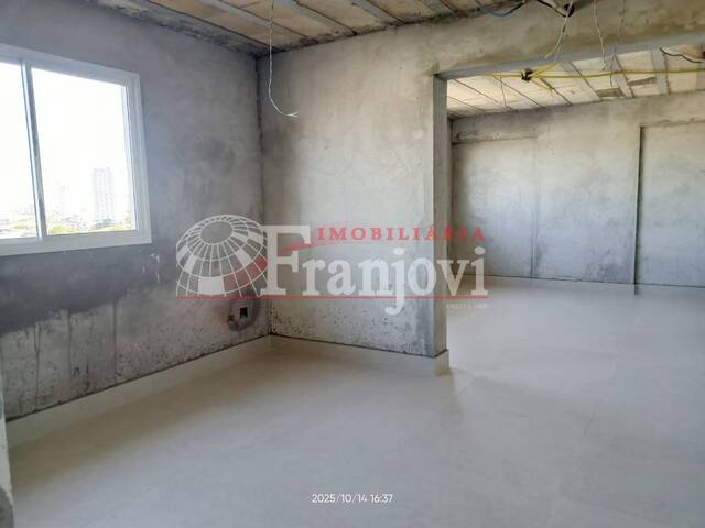 #3025 - Sala para Locação em Arapongas - PR - 2