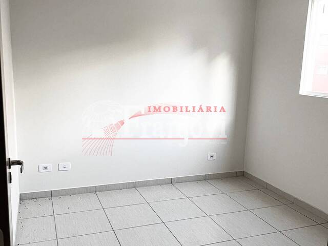 #3032 - Apartamento para Locação em Arapongas - PR - 2