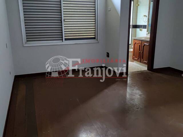 #3048 - Apartamento para Locação em Arapongas - PR - 3