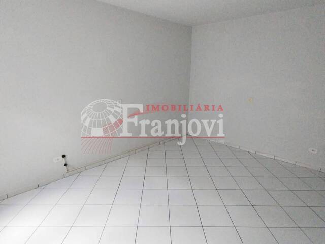 #3053 - Apartamento para Locação em Arapongas - PR - 3