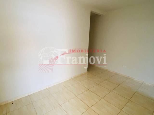 #3084 - Casa para Venda em Arapongas - PR - 3