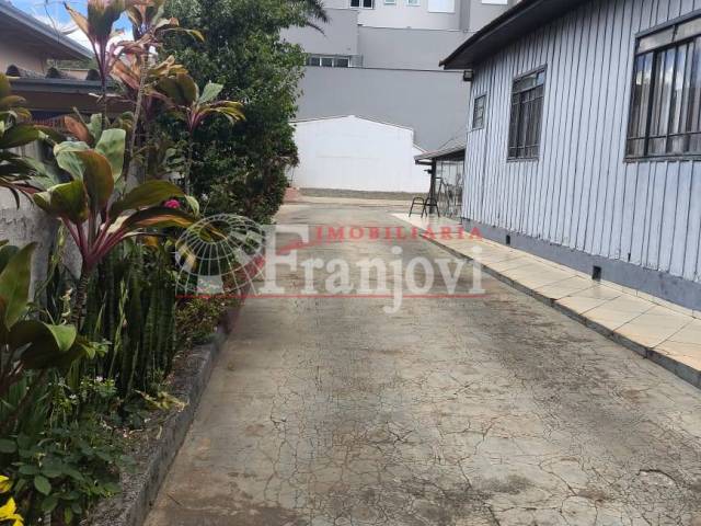 #3091 - Casa para Venda em Arapongas - PR - 3