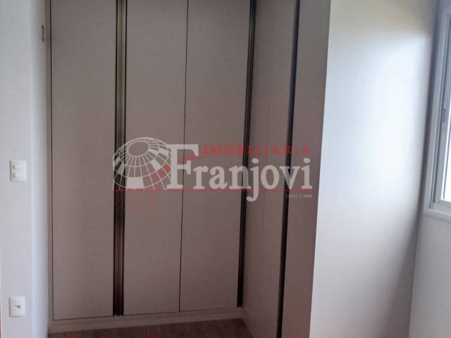 Apartamento para Venda em Arapongas - 4