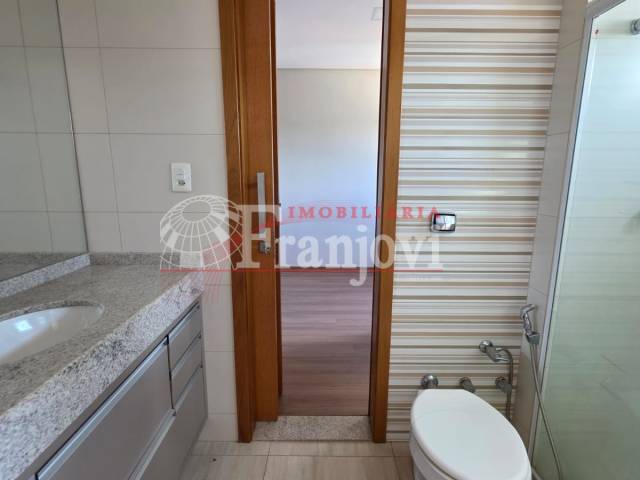 #3095 - Apartamento para Venda em Arapongas - PR - 2