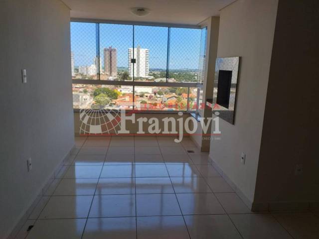 #3101 - Apartamento para Venda em Arapongas - PR - 3