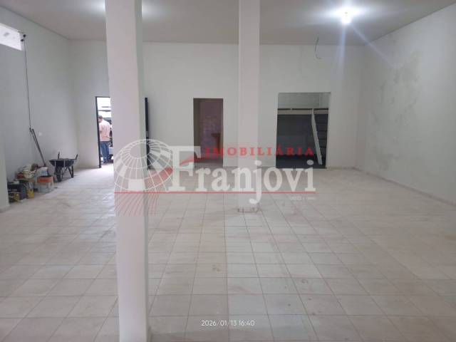 #1641 - Salão Comercial para Locação em Arapongas - PR - 3