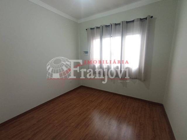 #3102 - Casa para Locação em Arapongas - PR - 2