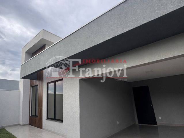 #3109 - Casa para Venda em Arapongas - PR - 2