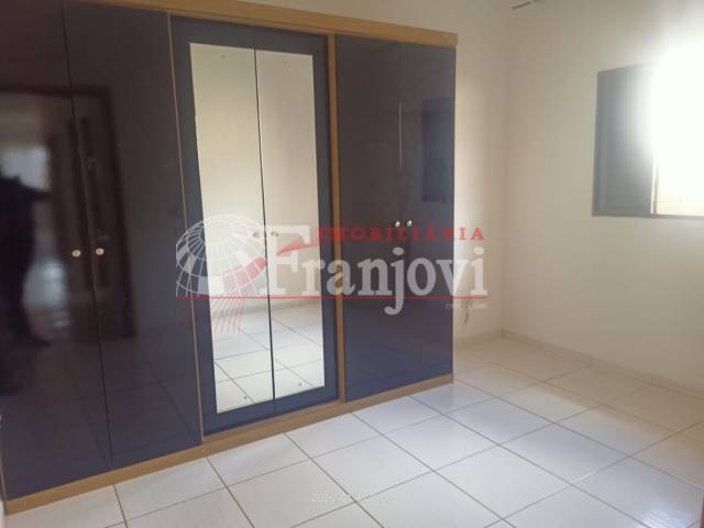 #3113 - Casa para Locação em Arapongas - PR - 2