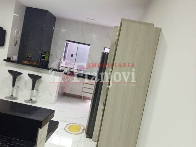 #3130 - Casa para Venda em Arapongas - PR - 3