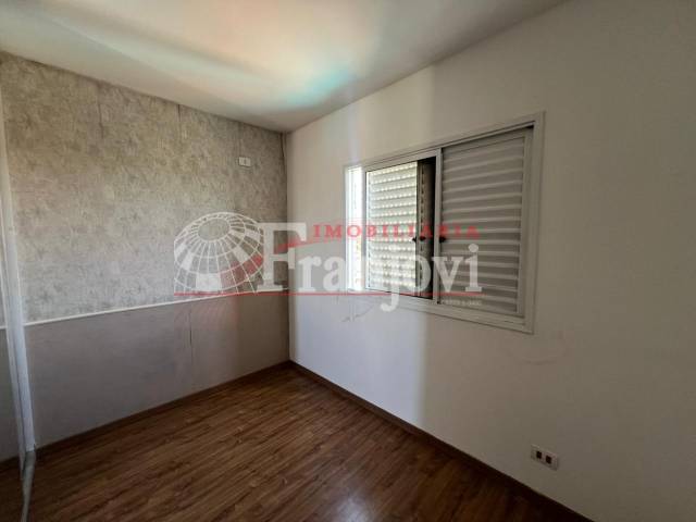 #3131 - Apartamento para Locação em Arapongas - PR - 3