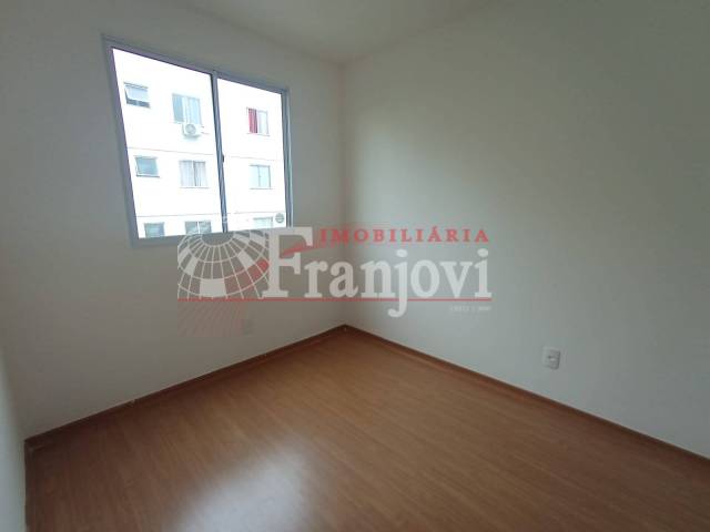 #3135 - Apartamento para Locação em Arapongas - PR - 2