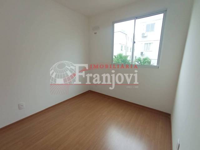 #3135 - Apartamento para Locação em Arapongas - PR - 3