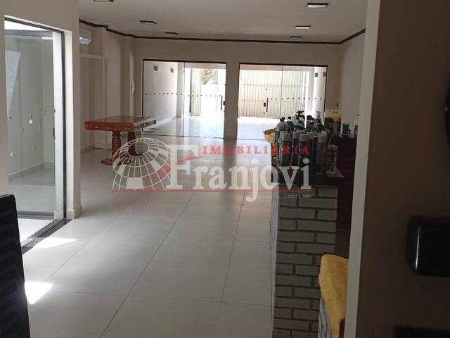 #3145 - Salão Comercial para Locação em Arapongas - PR - 3