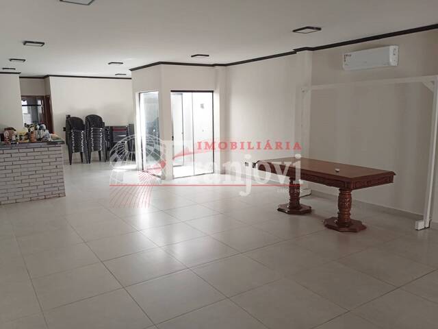 #3145 - Salão Comercial para Locação em Arapongas - PR - 2
