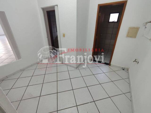 #3156 - Sala para Locação em Arapongas - PR - 3